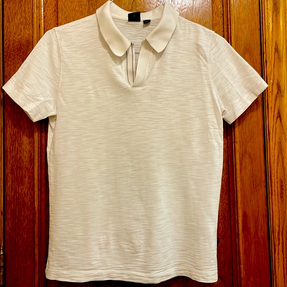 White Hugo Boss T-shirt